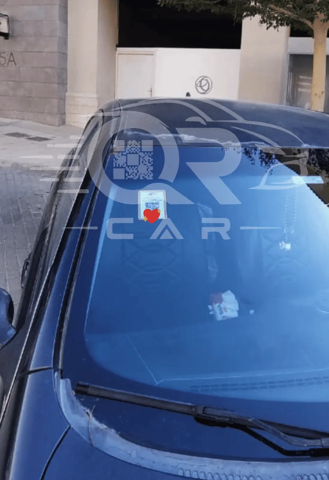 Sticker QR Car sur la voiture d’un utilisateur 11